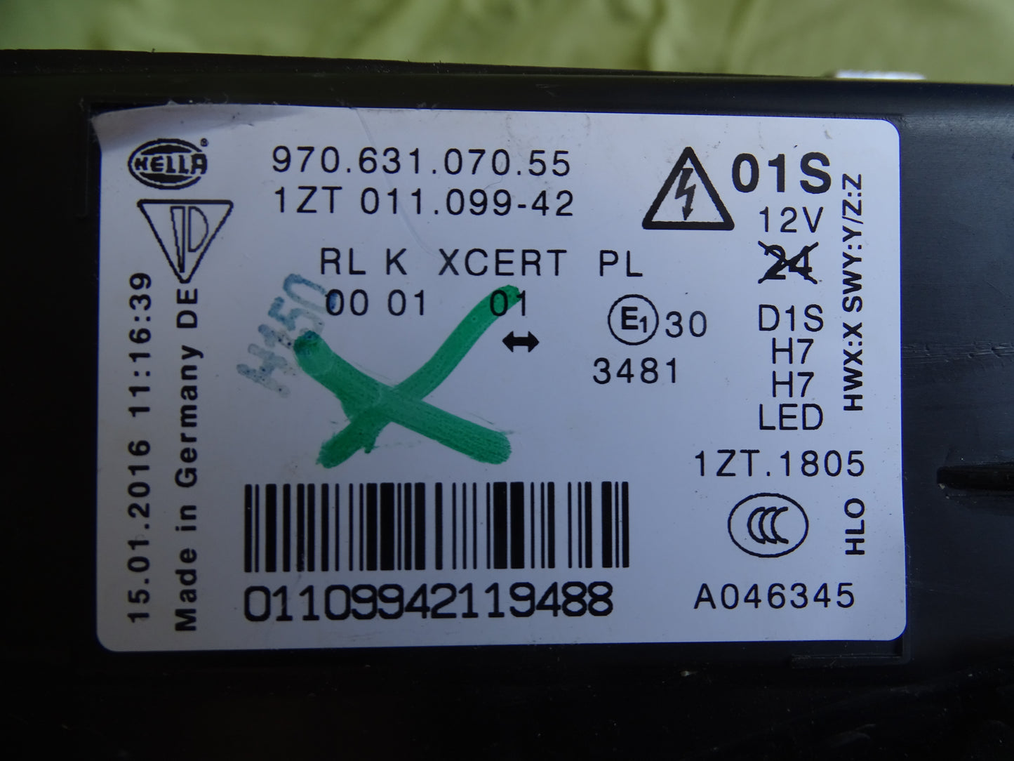 Porsche Panamera TURBO LED Headlight Right 97063107055 USED