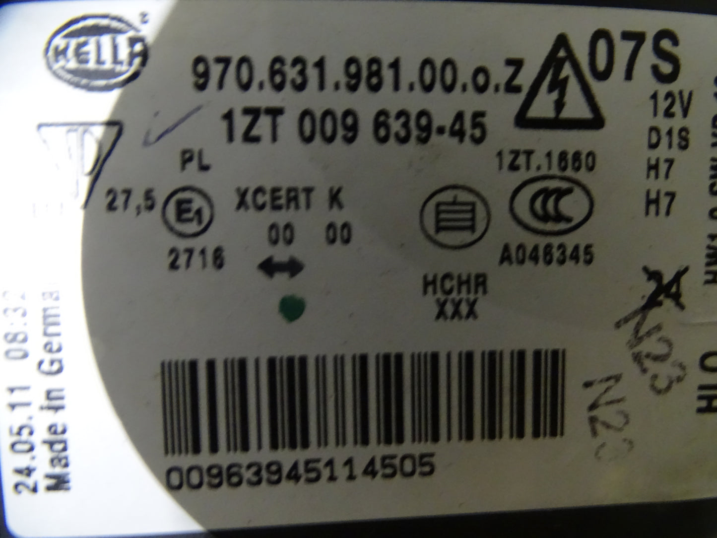 Porsche Panamera Headlight Left 97063198106 97063198308 USED