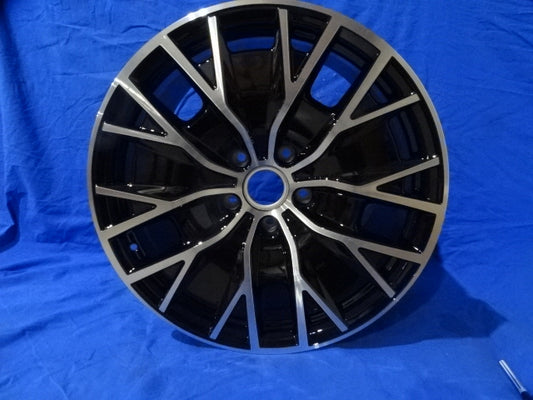 Tycan Porschewheel 9J1601025AH041  NEW  €999,-ex