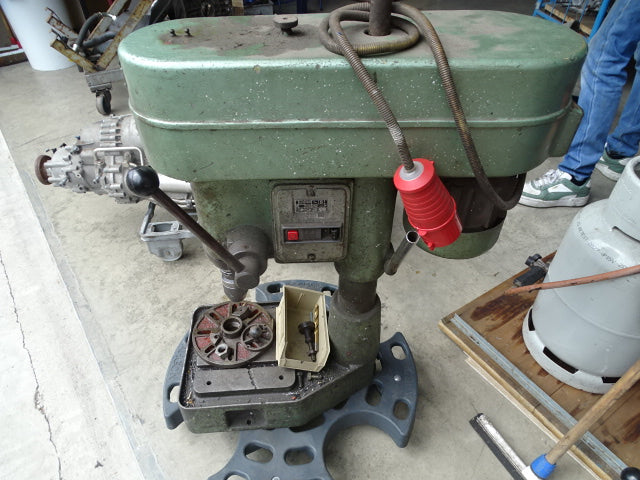 Boorkolom  used  €150