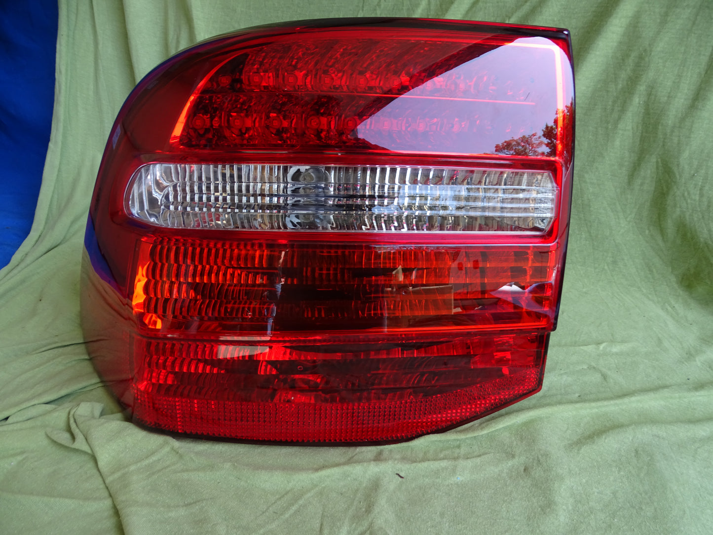 Porsche Cayenne 2008 Left rear light 95563148702  NEW
