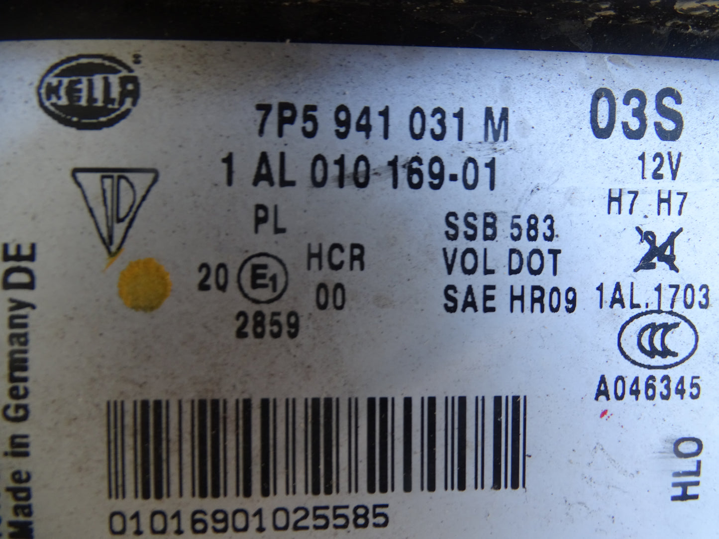 Porsche Cayenne  2010-  Headlight Left  7P5941031M  USED