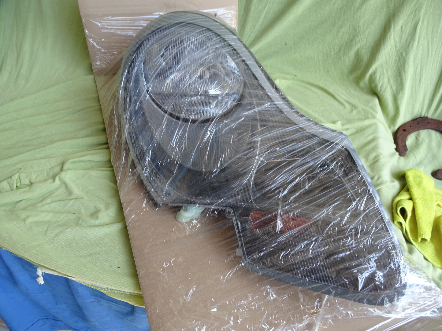 Porsche 996 Headlight Right Smoke NEW  99663116401