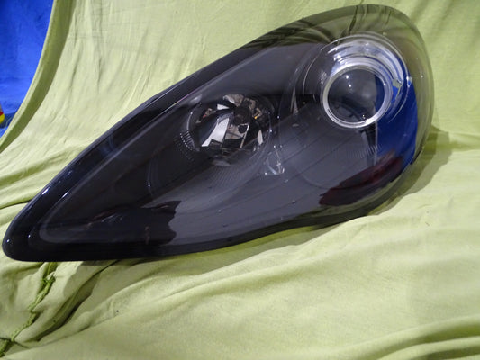 Porsche Panamera Headlight Left 97063198106  97063198308 USED