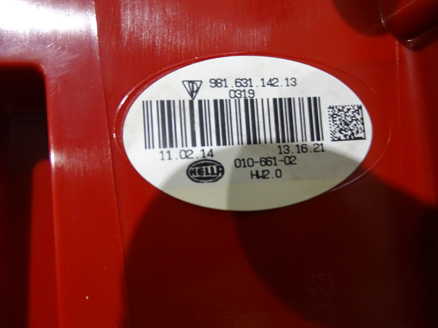 Porsch Cayman Left rear Light  98163114213  98163114216  NEW