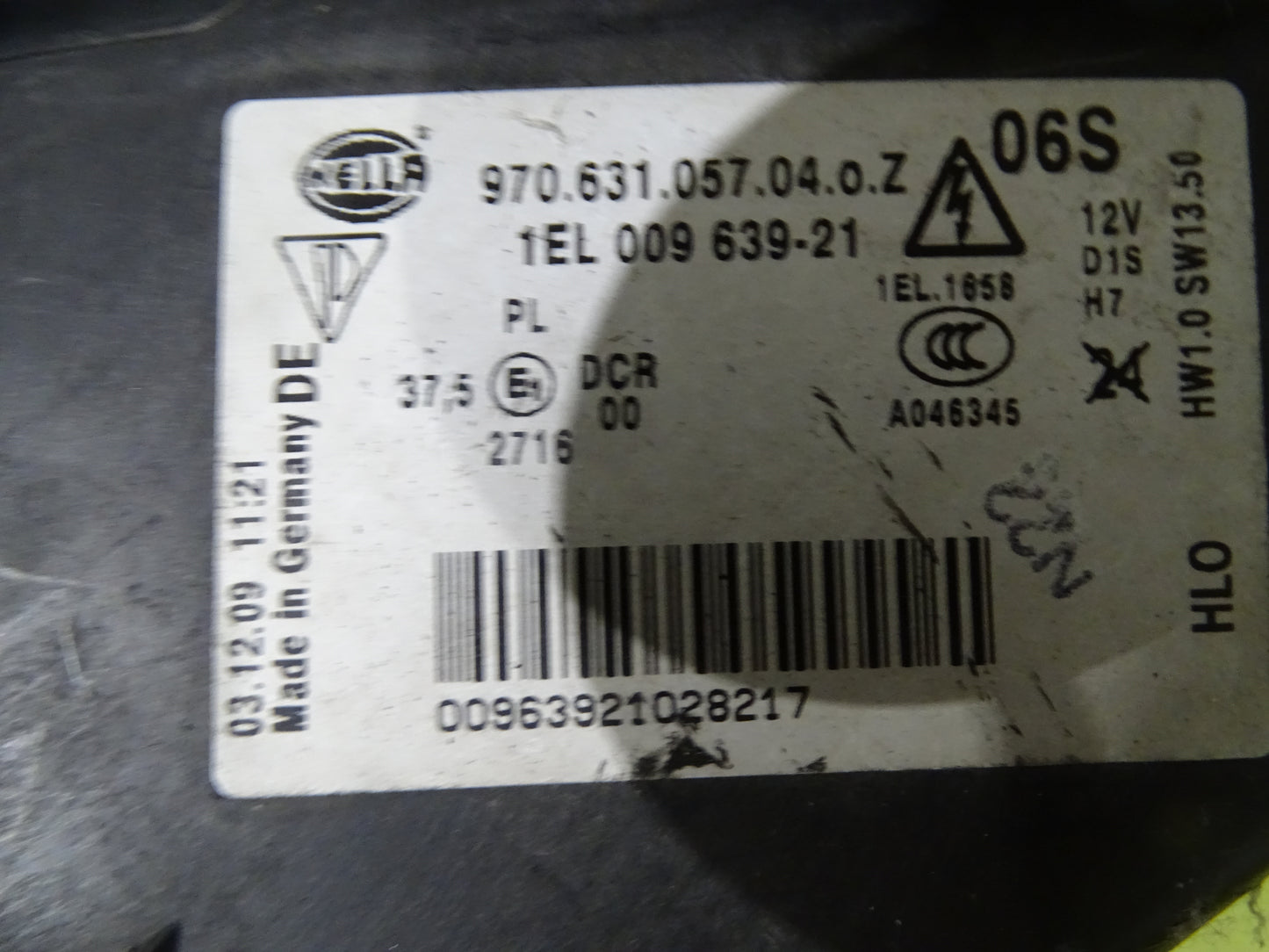 Porsche Panamera Headlight Left  97063105704 97063115704  USED