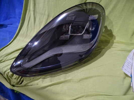 Porsche Panamera 2018- Headlight LED Left 971941033J  USED