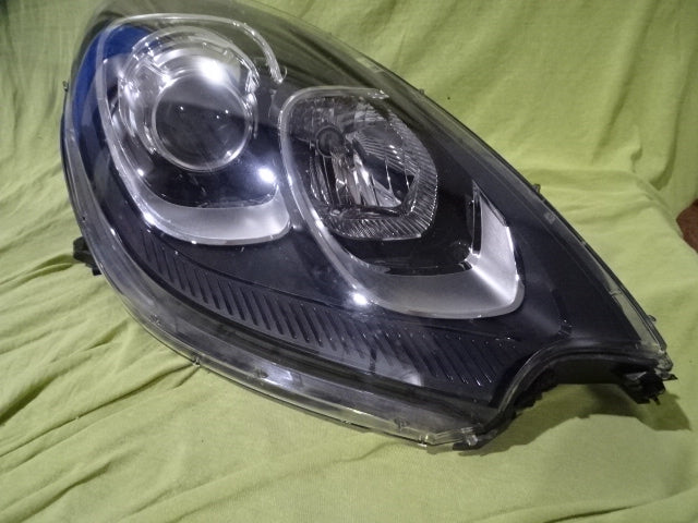 Porsche MACAN Right Headlight USED 95B941032BM