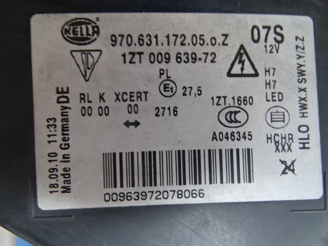 Porsche Panamera Turbo Xenon Right Headlight  97063117205  USED