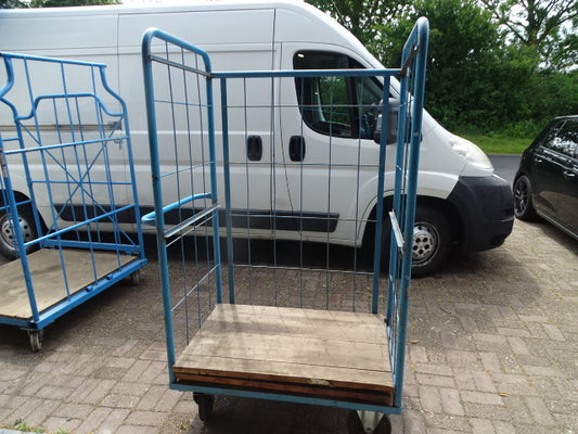 Rijbare kar  110x67x150