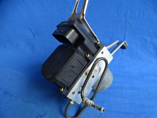 Porsche 996 Turbo ABS pump  USED  99635575559  99635575560
