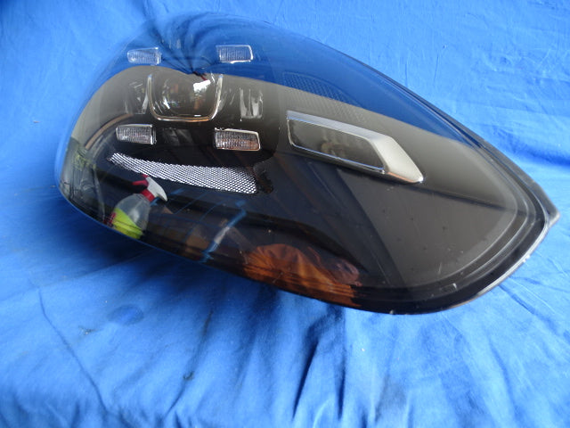 Porsche Cayenne 2014- Right Headlight  7P5941036H  USED